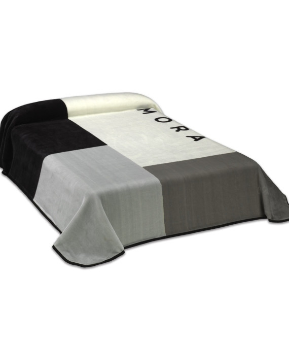 مورا فرست كلاس نفرين  240*220