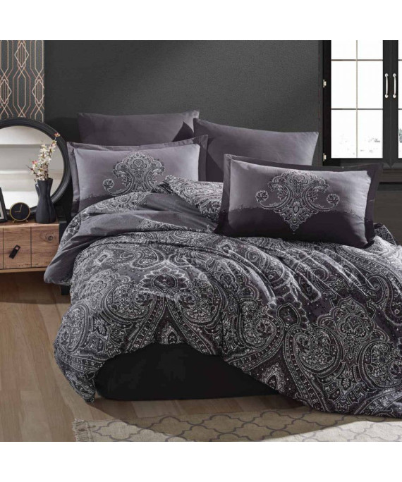 لحاف كلاسي كشكش 8 قطع مجوز 240*260