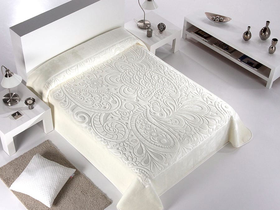 بطانيه مورا بيرلا حفر ساده 200*250
